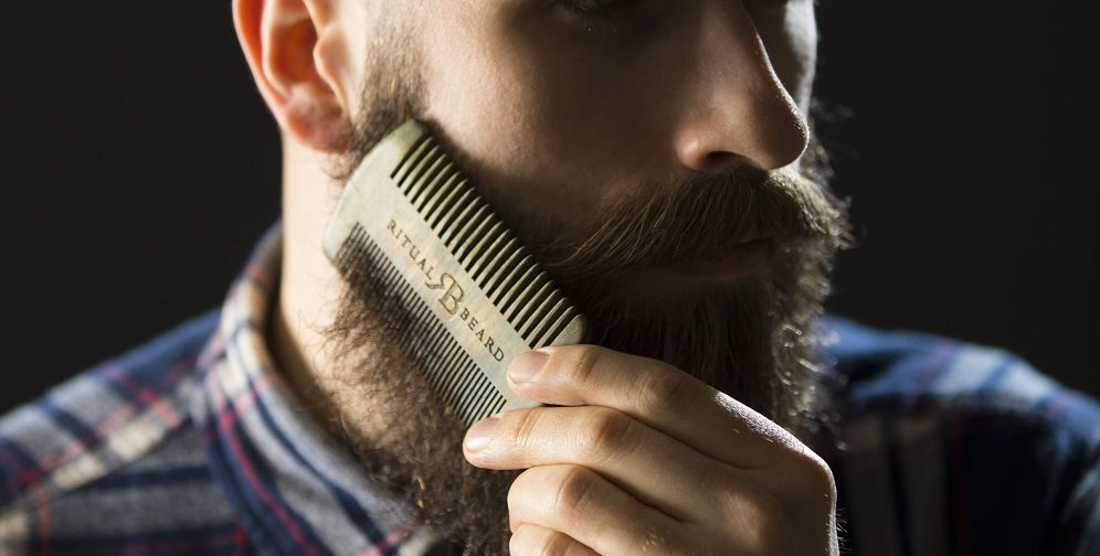 Comment choisir le meilleur peigne à barbe ?